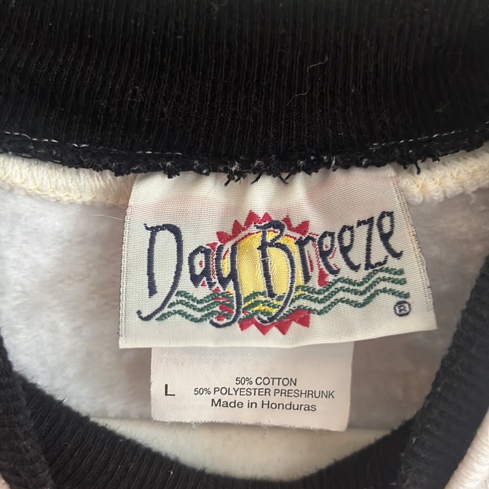 Vintage Day Breeze Chickadee Bird Crewneck Sweatshirt sz L Holiday Fall‎ Winter - Picture 3 of 6